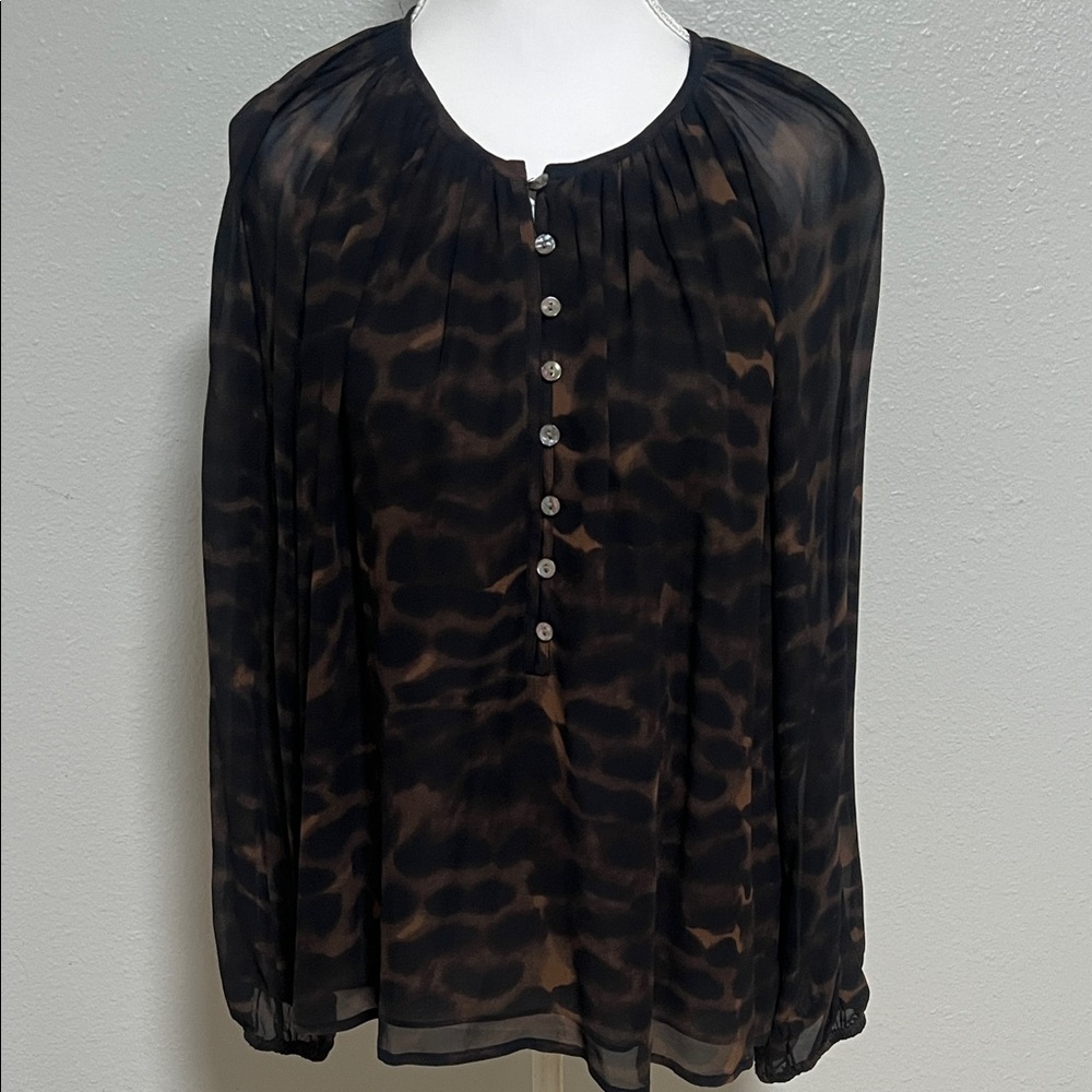 Rails Leopard Print Blouse – Size Large - Picture 3 of 9